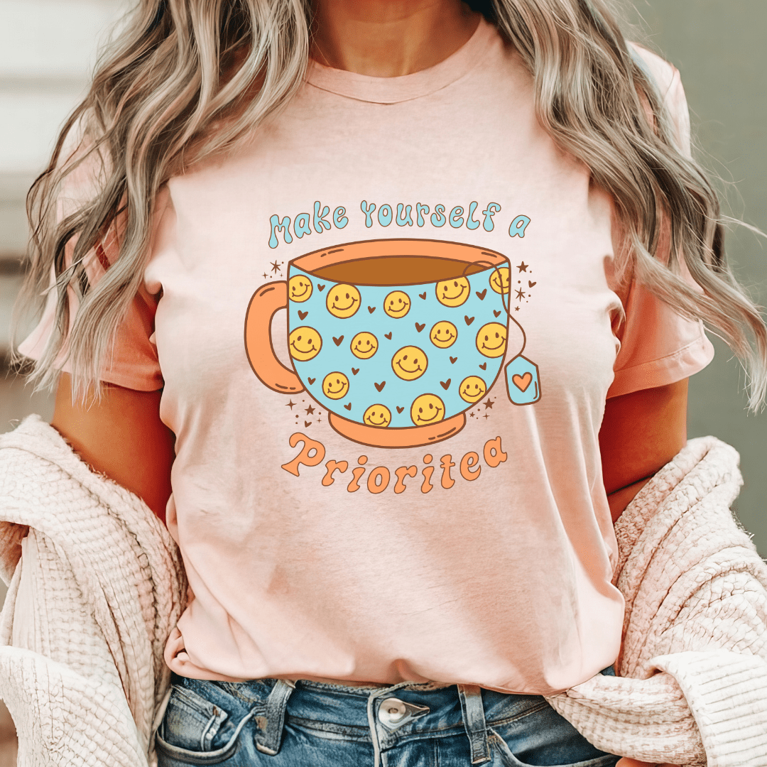 "Make Yourself A Priori - tea" Teacher T-shirt - Teacher Care Crate - T-Shirt